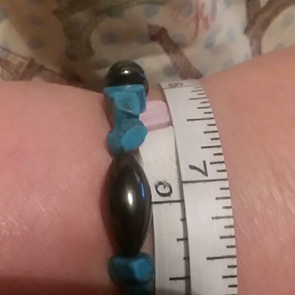 Turquoise, Magnetite, Quartz elastic bracelet - Picture 3 of 3